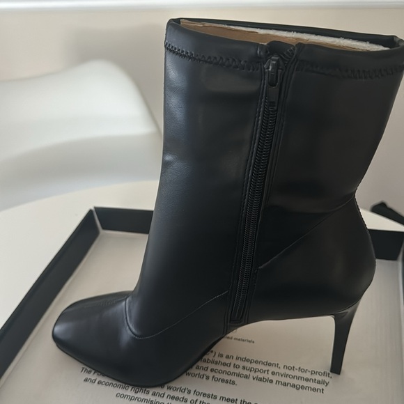 INC Womens Vidalia Faux Leather Square Toe Ankle Boots size 11, NWB - Picture 8 of 9